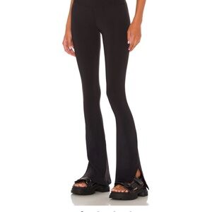 Split-Hem Flared Leggings - Black